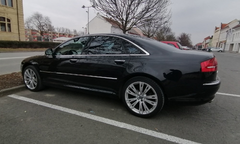 Audi_A8_05